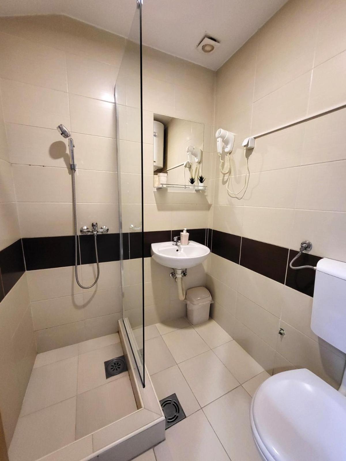 Guesthouse Ozegovic Belgrade Extérieur photo